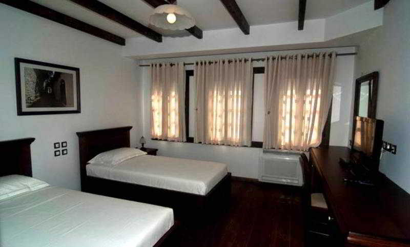 Boutique Hotel Muzaka Berati Exterior foto