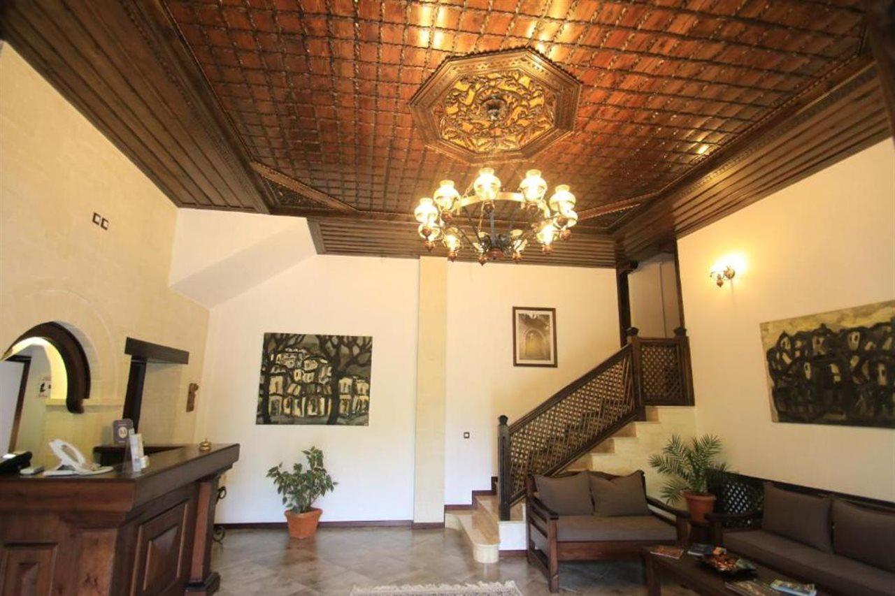 Boutique Hotel Muzaka Berati Exterior foto