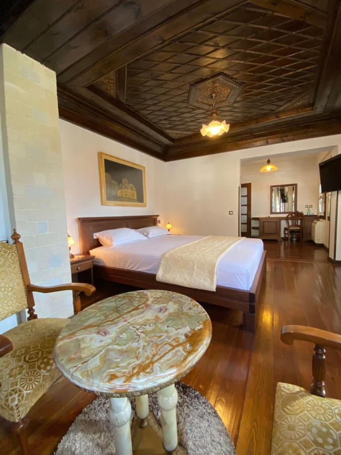 Boutique Hotel Muzaka Berati Exterior foto
