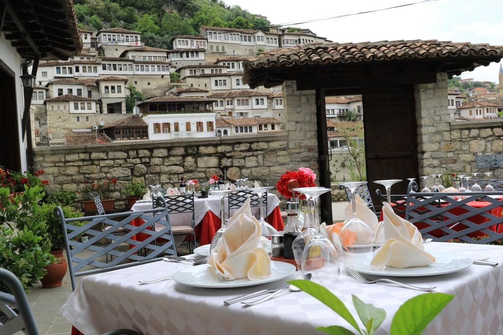 Boutique Hotel Muzaka Berati Exterior foto